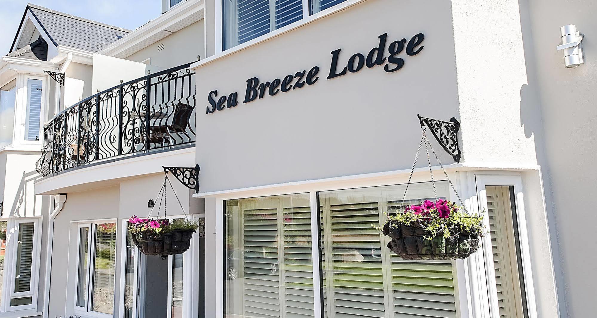 Sea Breeze Lodge B&B Голуэй Экстерьер фото